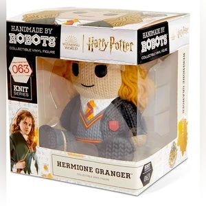 Harry potter figurine Hermione Granger wizarding world